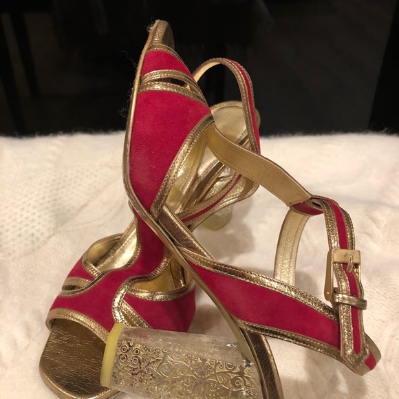 Ellie Tahari Red Suede Sandals - Picture 3 of 6